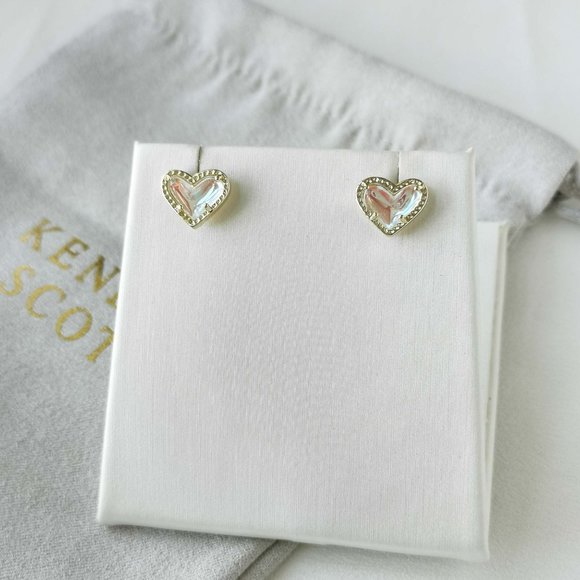 Kendra Scott Jewelry 48 Kendra Scott Ari Heart Gold Dichroic Glass